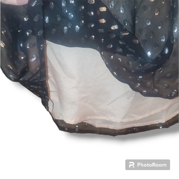 Meadow Rue Black Silk Blend Top - Picture 3 of 7